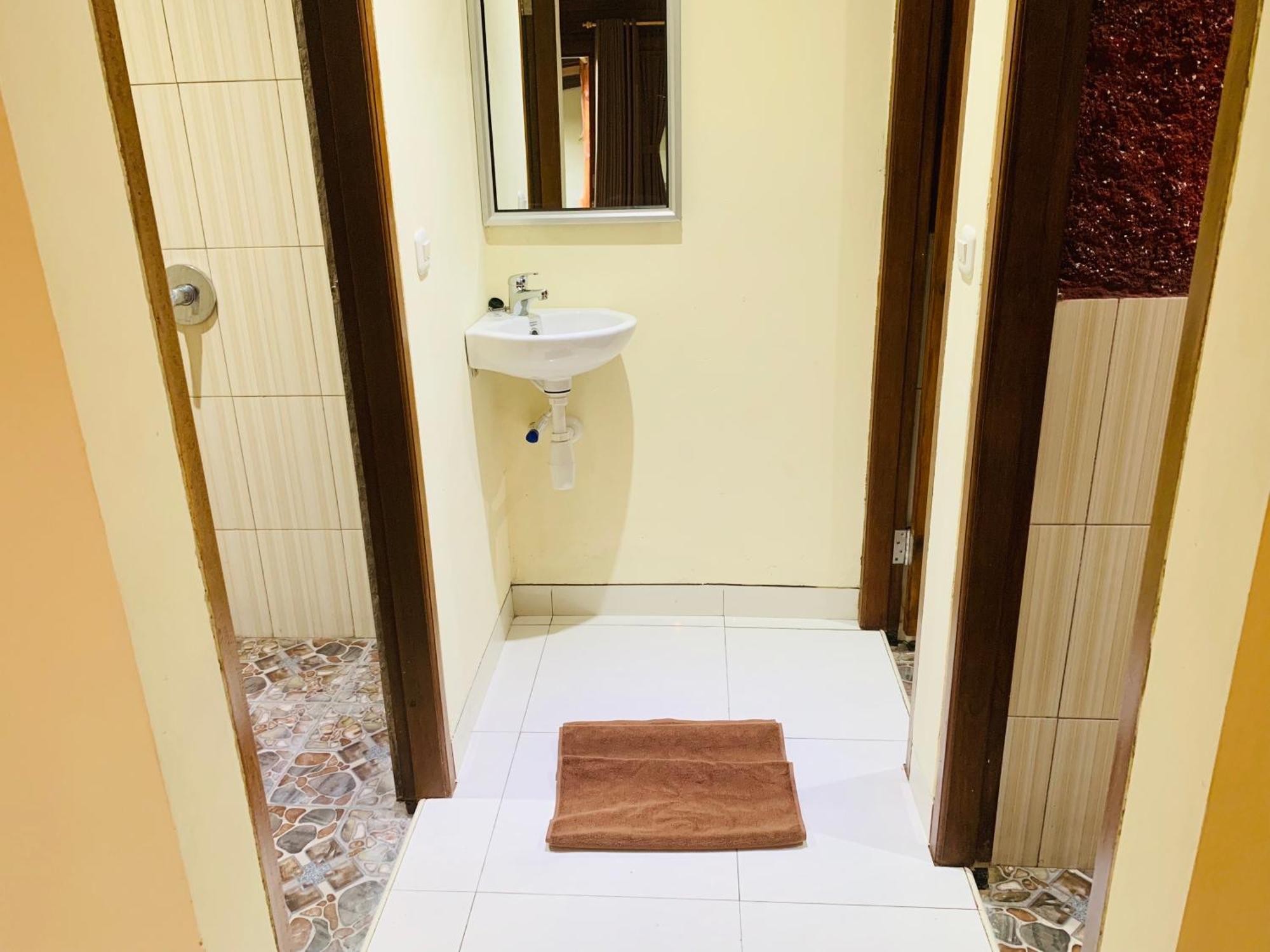 Nusa Garden Homestay Lembongan Værelse billede